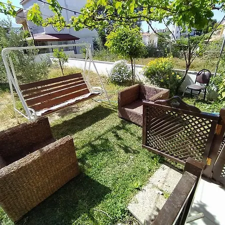 Datca Oezbel'De Genis Bahceli Ferah Ev Villa *