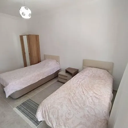 Villa Datca Oezbel'De Genis Bahceli Ferah Ev